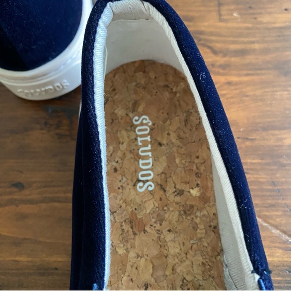 Soludos Womens Navy Blue Velvet Llama Embroidered Slip On Sneakers Size 6 - Picture 12 of 13